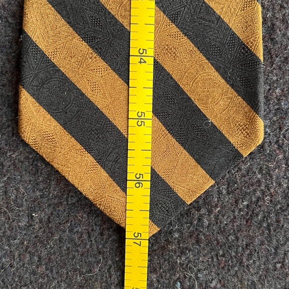 Calvin Klein Neck Tie - Picture 3 of 4